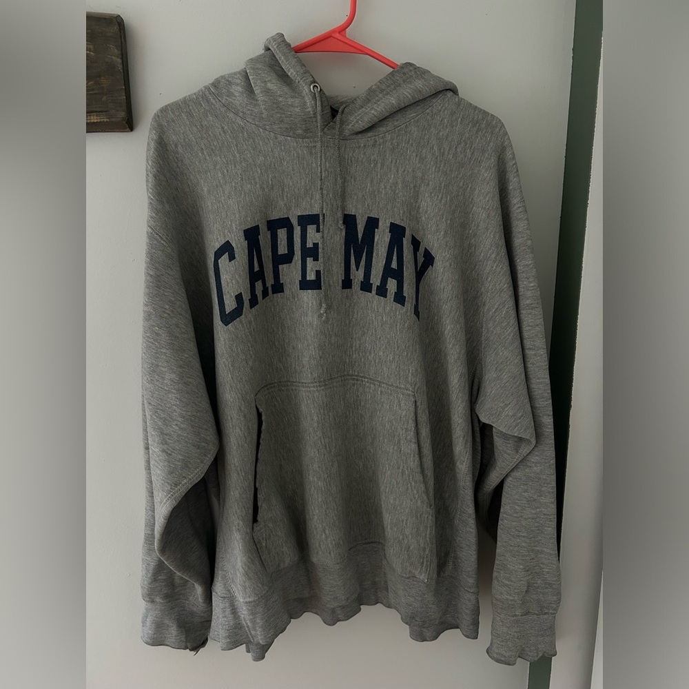 Vintage cape may sweatshirt